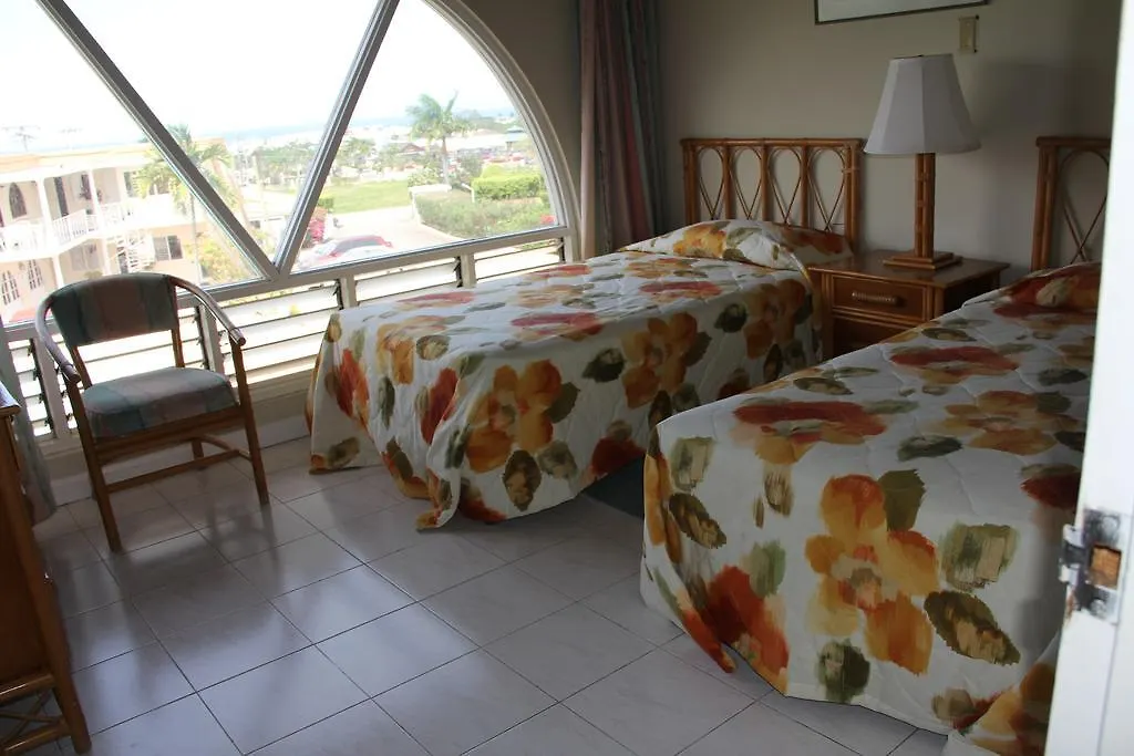 *** Hotel The Atrium At Ironshore Montego Bay Jamaica